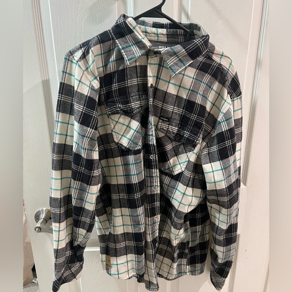 Matix pearl snap flannel